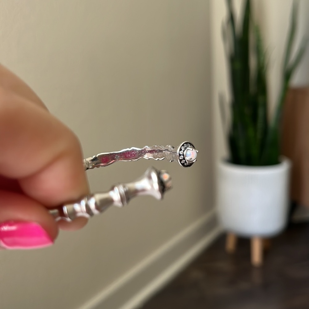 Kendra Scott opal bracelet - Picture 3 of 4
